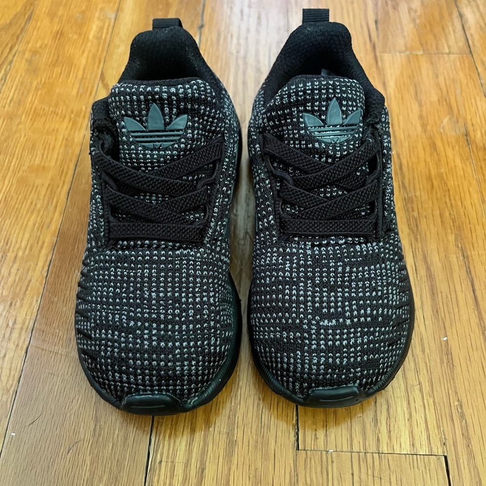 Adidas Black Sneakers with Knit Upper and Cushioned Sole